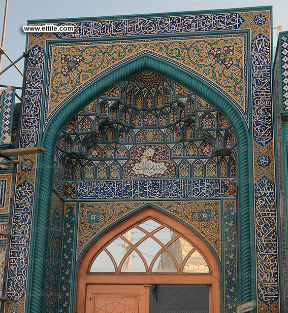 Designer and manufacturer of mosque tiles with Arabic calligraphy, www.eitile.com